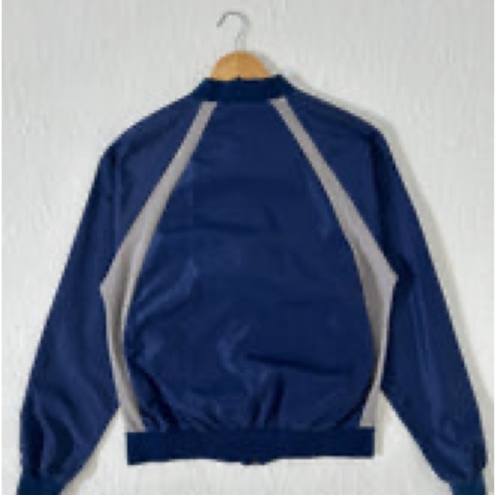 VINTAGE NIKE BLUE TAG RARE item